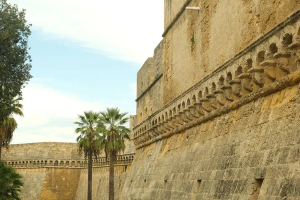 Vacker Utsikt Över Murarna Den Normandiska Schwabiska Slottet Bari — Stockfoto