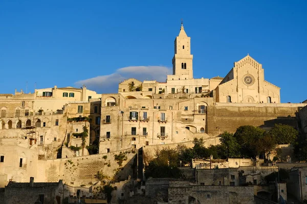 Domy Kostel Zvonice Městě Matera Itálii — Stock fotografie