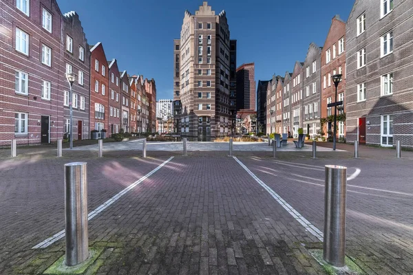 Blick Auf Die Holländische Architektur Einer Ruhigen Wohngegend Von Den — Stockfoto