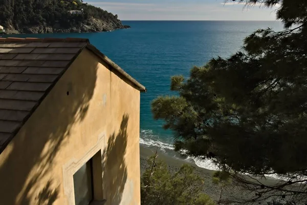 Cinque Terre Denizindeki Akdeniz Evi — Stok fotoğraf