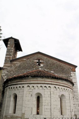 Gündüz vakti güzel tarihi kilise