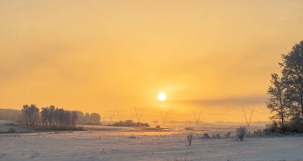 Winter Frostige Naturlandschaft Mit Schwacher Abendsonne — Stockfoto