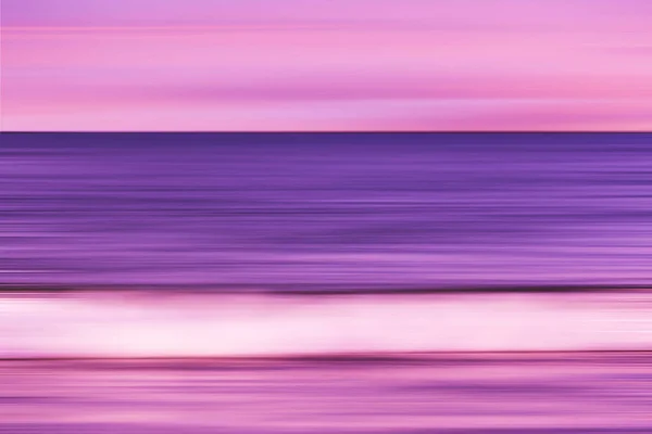 Puesta Sol Púrpura Paisaje Marino Borrosa Movimiento Mar Descentrado — Foto de Stock
