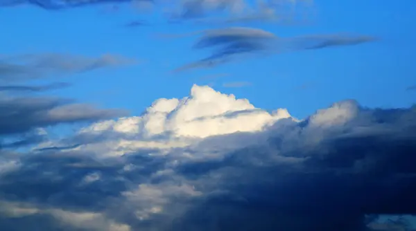Wolkendek Overdag Scenic Weergave Van Wolken Blauwe Lucht — Stockfoto