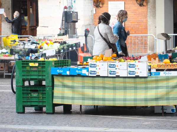 Cremona Lombardy Italy May 2020 People Doing Grocery Shopping Covid — 图库照片