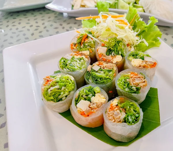 Rouleaux Printemps Frais Thaïlandais Avec Porc Crevettes Aliments Recommandés — Photo