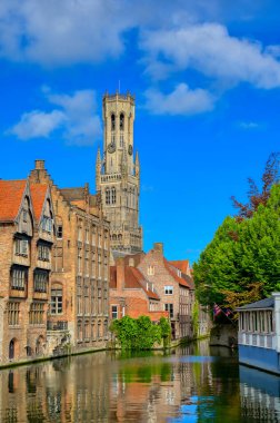 Bruges, Belçika kanalları manzaralı.