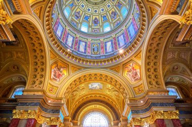 Macaristan, Budapeşte 'deki Aziz Stephen Katedrali