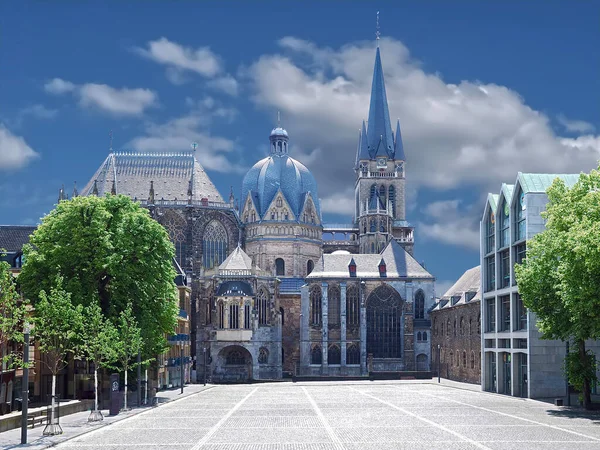 Impressive Cathedral Church Aachen Germany — Stock Photo, Image