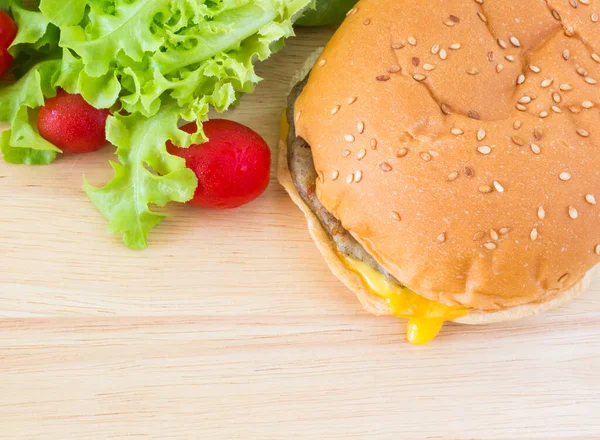 おいしいハンバーガー ファーストフードのコンセプト — ストック写真