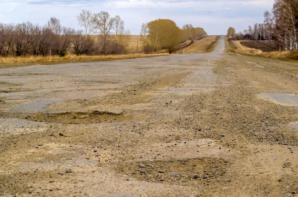 Pozos Una Carretera Rural Asfalto Dañado Pista — Foto de Stock