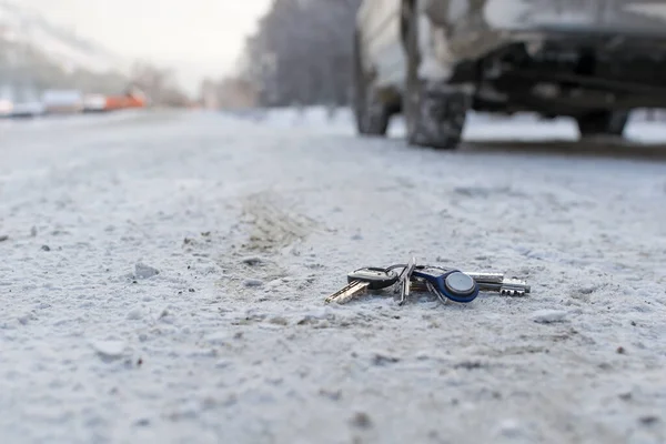 Ein Schlüsselbund Straßenrand Liegend Verloren — Stockfoto