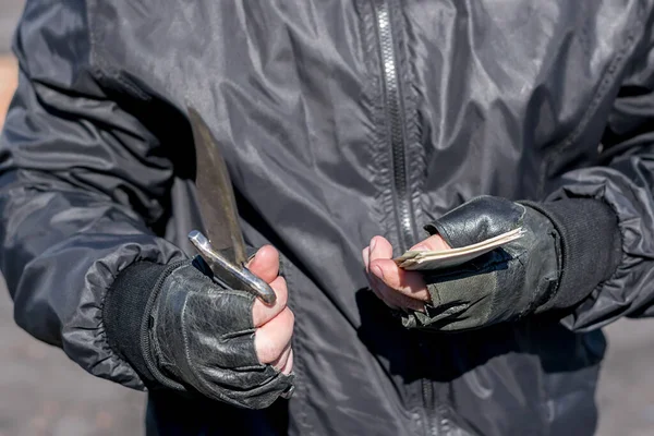 Money Knife Hands Bandit Robber Who Counts Loot — Stockfoto