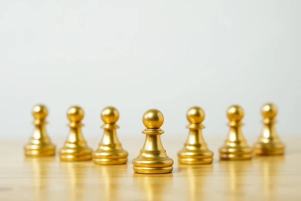 Row Chess Pieces Wood Background Business Strategy Conc — Stok fotoğraf