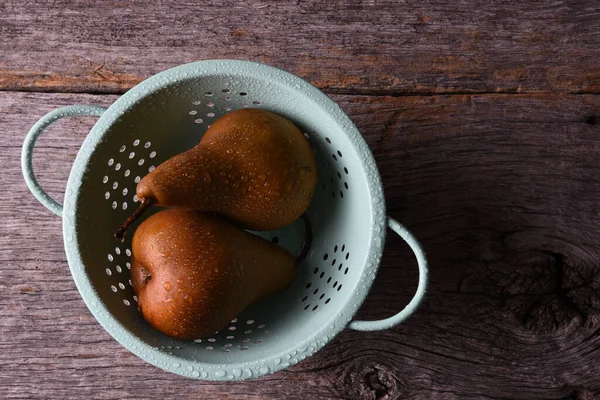 Bosc Pears Colander — Stock Photo, Image