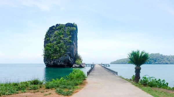 Talo Wow Formazione Rocciosa Divisa Isola Koh Tarutao Thailandia — Foto Stock
