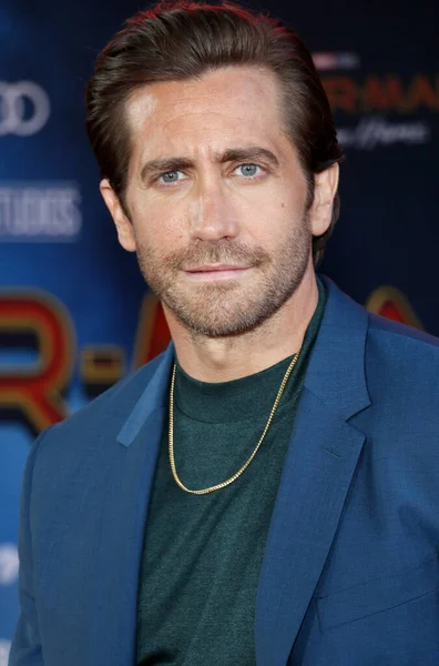 Hollywood Herec Jake Gyllenhaal Modrém Obleku Spiderman Premiéra — Stock fotografie
