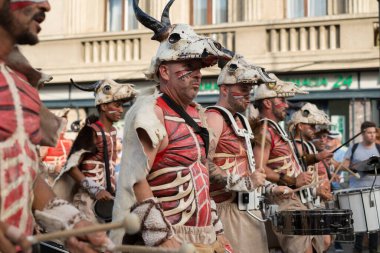 Uluslararası tiyatro festivalinde Batucada Villa Pipol grubu