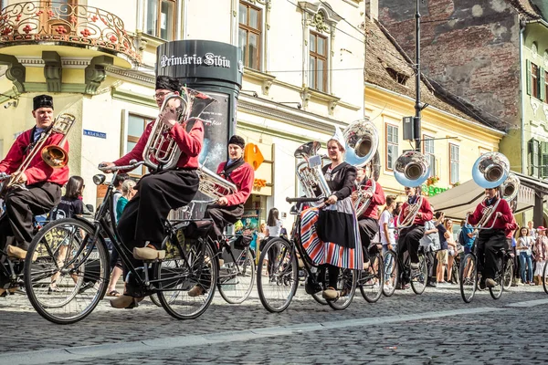 Crescendo Opende Banda Bicicletas Holanda —  Fotos de Stock
