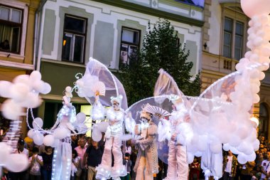 Matmazel Paillette uluslararası tiyatro festivalinde Beyaz Dünya gösterisini sergiledi.