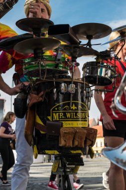 Bay Wilson 'ın Uluslararası Tiyatro Festivali' nde İkinci Sınır Grubu 