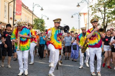 Bay Wilson 'ın Uluslararası Tiyatro Festivali' nde İkinci Sınır Grubu 
