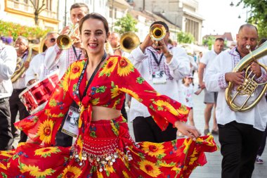 Cozmeti 'den pirinç bandosu uluslararası tiyatro festivalinde