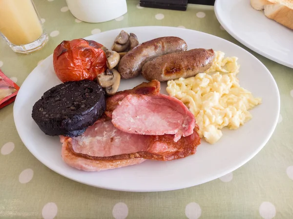 Πλήρες Αγγλικό Πρωινό Στο Πιάτο — Φωτογραφία Αρχείου