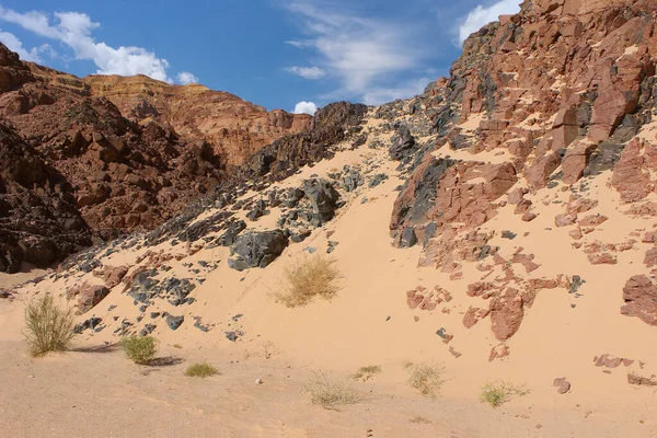 砂漠の石の峡谷 — ストック写真