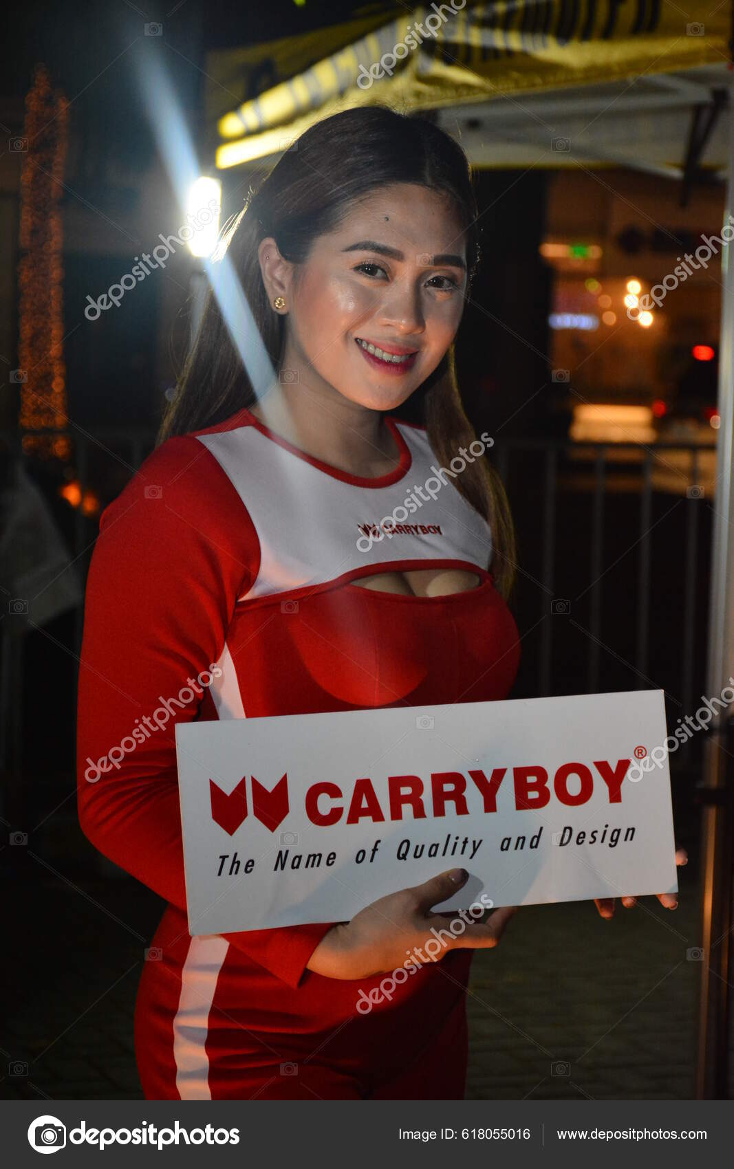 Female Model Bumper Bumper Car Show Philippines Stock Editorial Photo