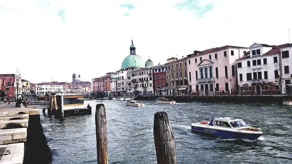 Kanal Med Båtar Venedig Italien — Stockfoto