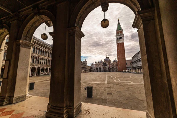 Een Weergave Van Campanile Mark Plein Venetië Italië — Stockfoto