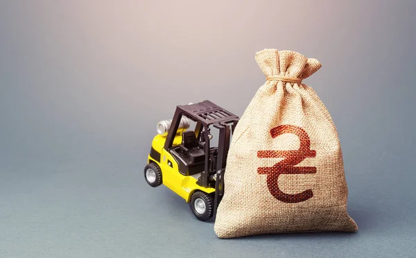 Yellow Forklift Cannot Lift Ukrainian Hryvnia Money Bag Interest Rate — Stock Photo, Image