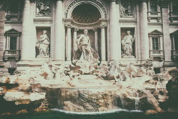Trevifontenen Roma – stockfoto