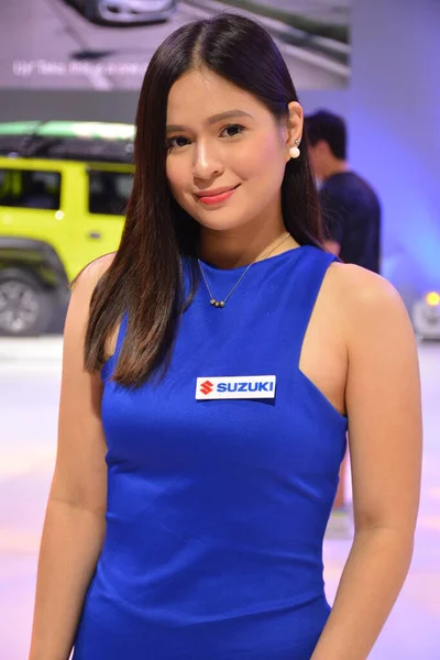 Modelo Feminino Suzuki Salão Internacional Automóveis Das Filipinas — Fotografia de Stock
