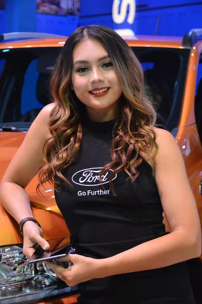 Ford Női Modell Manila International Auto Show Pasayban — Stock Fotó