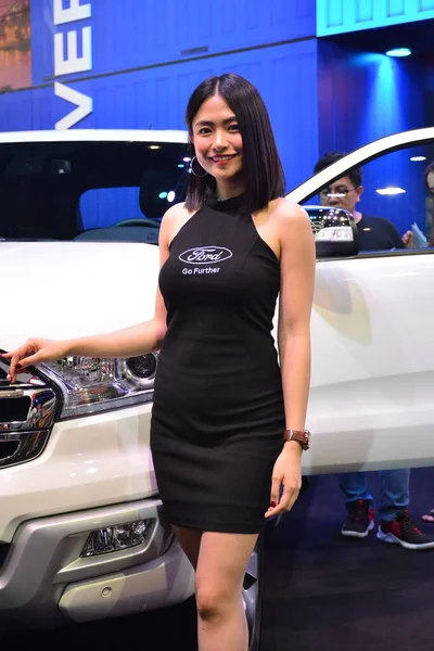 Ford Vrouwelijk Model Manila International Auto Show Pasay — Stockfoto