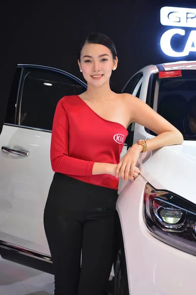 Kia Motores Modelo Feminino Manila International Auto Show — Fotografia de Stock
