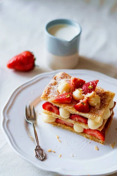 딸기와 타르트 — 스톡 사진