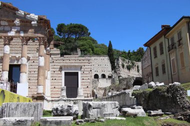 İtalya, Brescia 'daki Capitolium kalıntıları