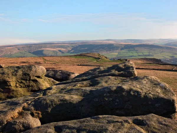 Rochas Pedregulhos Expostos Charneca Bridestones Oeste Yorkshire Luz Solar Sombra — Fotografia de Stock