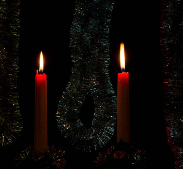 Deux Bougies Festives Brûlent Crépuscule — Photo