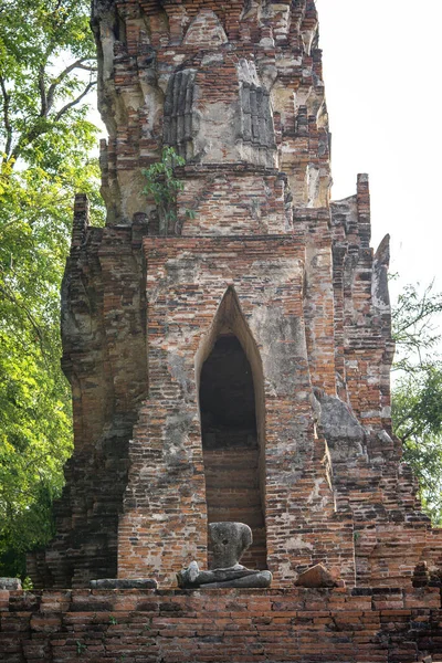 Architettura Del Famoso Vecchio Tempio Ayutthaya — Foto Stock