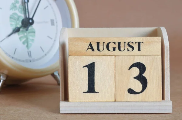 Calendario Madera Con Mes Agosto Concepto Planificación — Foto de Stock