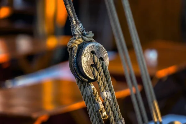 Altes Seil Auf Segelboot — Stockfoto