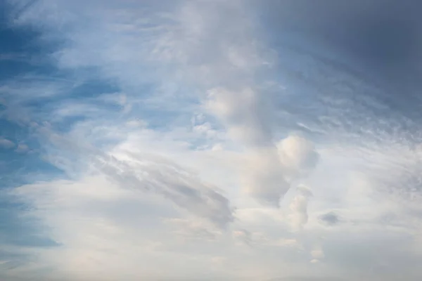 Belas Nuvens Céu Fundo Paisagem Nublada — Fotografia de Stock