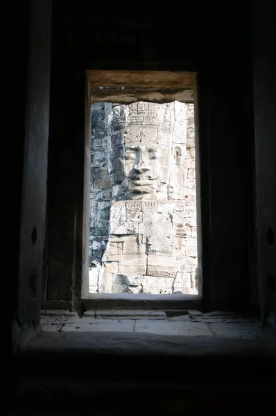Кам Яне Обличчя Скульптура Побачила Вікно Руїн — стокове фото