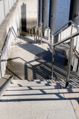 Neuenfelde nakliye iskelesi Almanya 'da