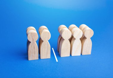 On kişiden dördü, bir çizgi ile ayrılmış. İstatistiksel verilerin görselleştirilmesi. Yüzde 40 'ı. Yarısından daha az. Seçimler, tıp, nüfus. Sistematikleştirme