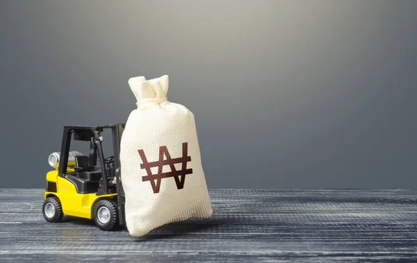 Forklift Transports South Korean Won Money Bag Attraction Investments Business — Stock Photo, Image